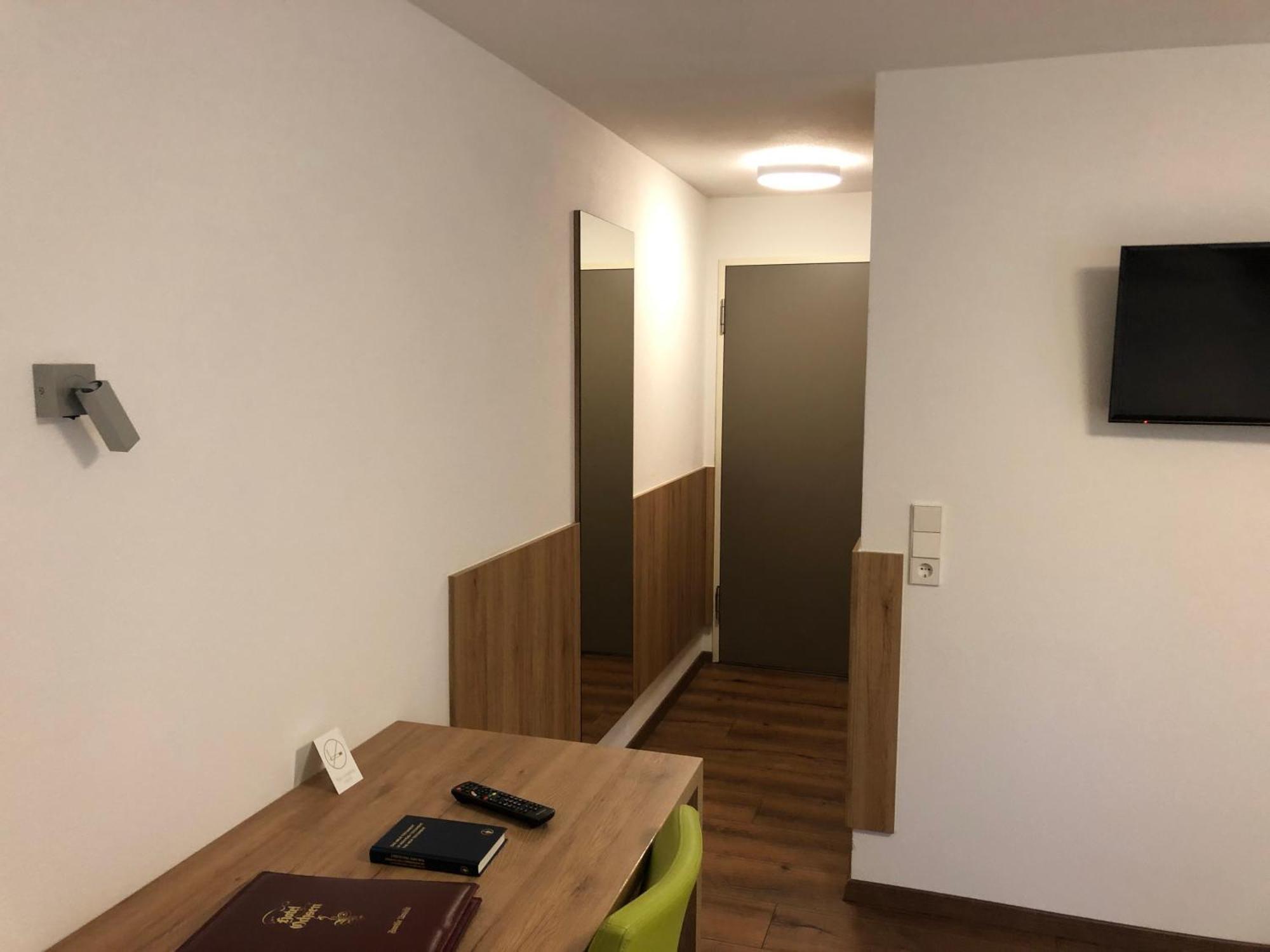 Hotel-Restaurant Ochsen Блаубойрен Номер фото