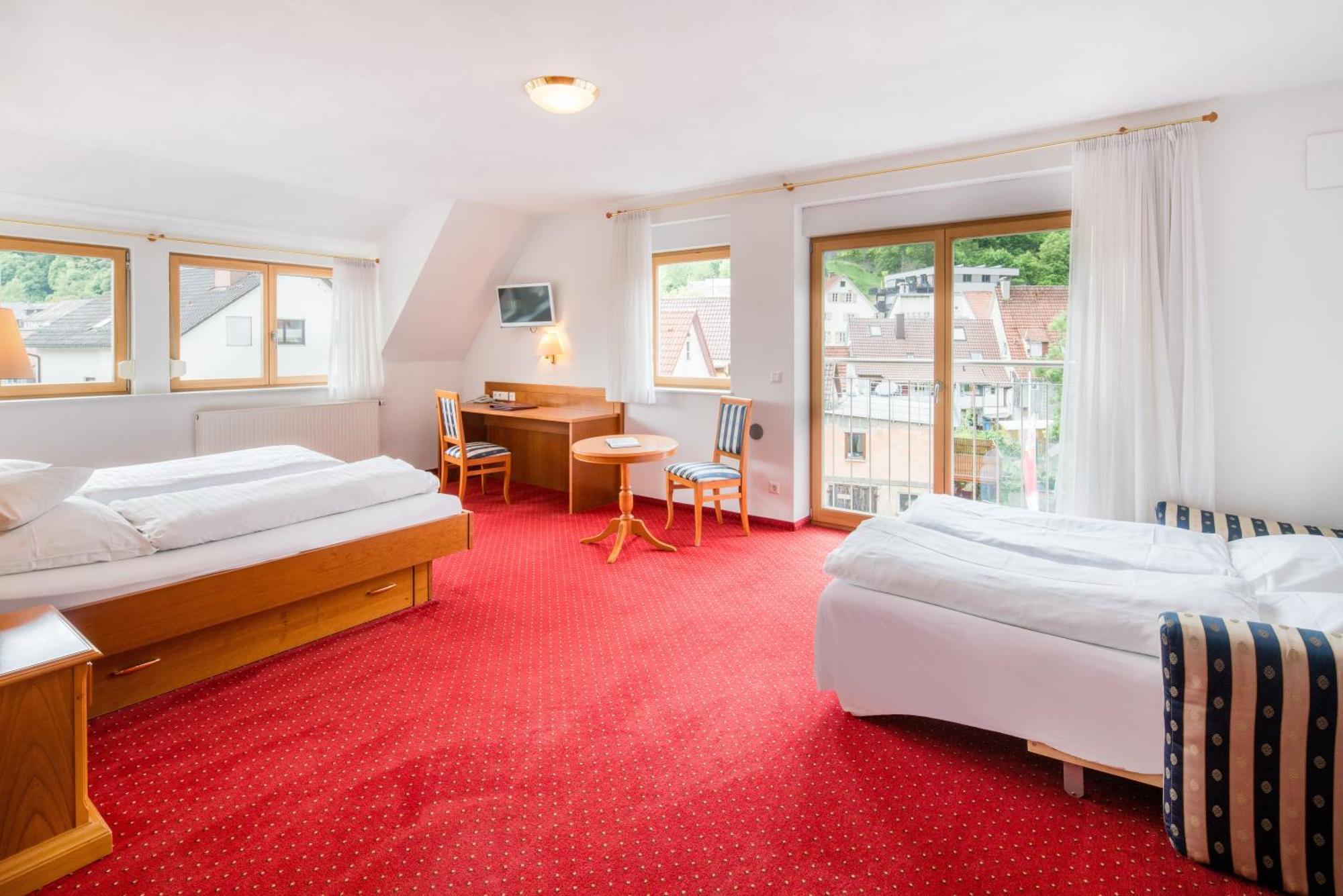 Hotel-Restaurant Ochsen Блаубойрен Номер фото