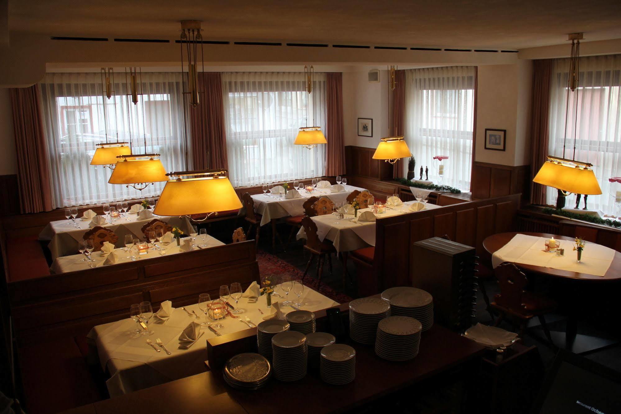 Hotel-Restaurant Ochsen Блаубойрен Экстерьер фото